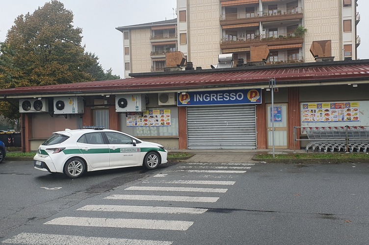 Novi Ligure, malore al supermercato: muore una donna